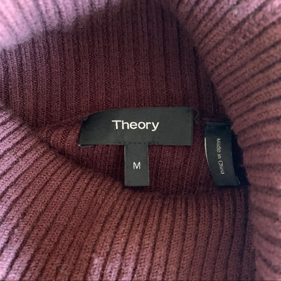 NWOT Theory Jemliss Evian Ribbed Turtleneck Sweater Burgundy Casual Medium - Picture 10 of 10